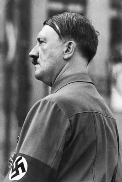 adolf_hitler_by_shitdeviant-d6cmq99