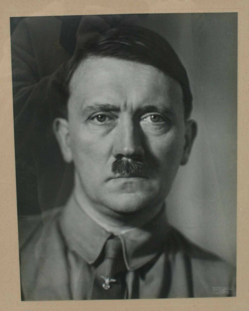 Hitler original studio portrait photo