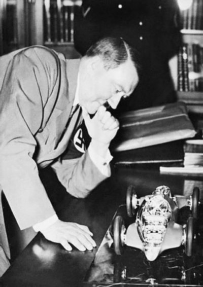 adolf_hitler_by_shitdeviant-d6ev5gh