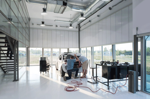 EcoHawks_CarRoom