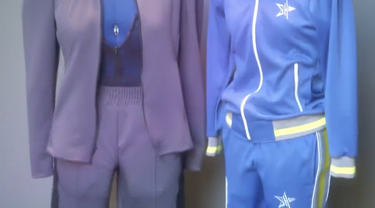 2287BB32-D6E3-4FF6-BEA1-B453F4B7DE00