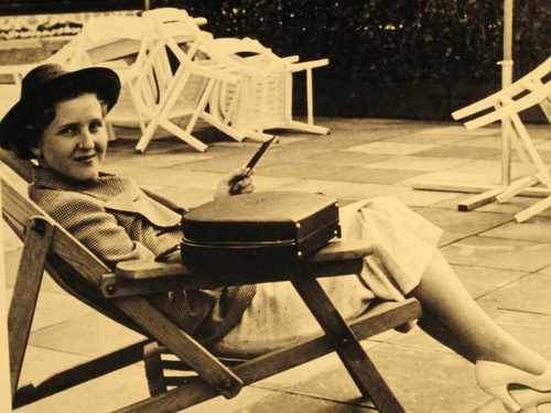 tumblr_mq1lfwQITW1swcslwo1_500