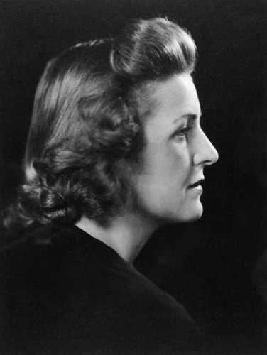 tumblr_mtvbsxSSKF1qbazc2o1_400