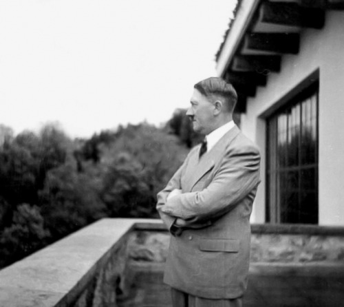 tumblr_mz512j9ZBb1suakioo1_500